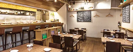 昼夜関係なく稼働している飲食店
